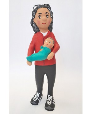 SEÑORA CON BEBÉ EN BRAZOS FIGURA PAPEL MACHÉ