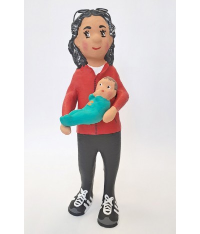 SEÑORA CON BEBÉ EN BRAZOS FIGURA PAPEL MACHÉ